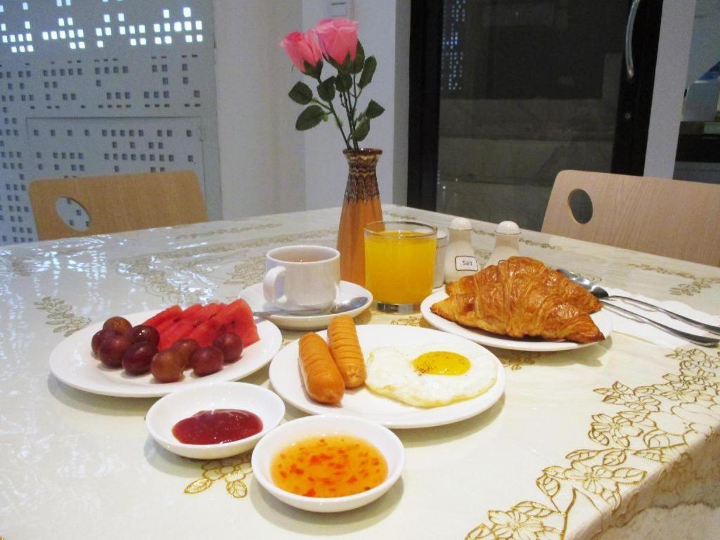 Holiday Season Motel Yangon Ngoại thất bức ảnh